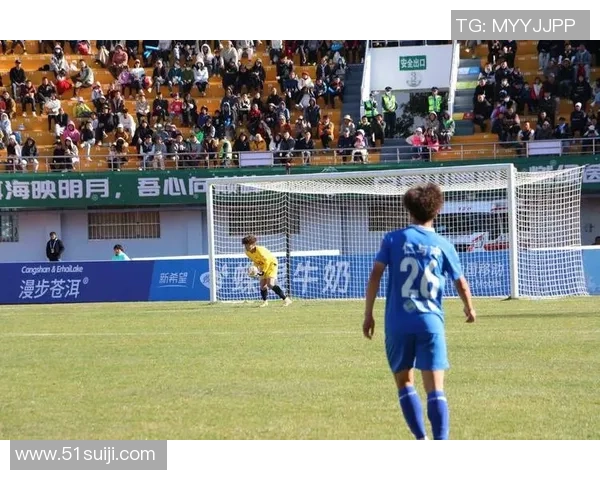 比分大战再掀热潮双方激烈角逐全场悬念迭起赢得观众满堂喝彩