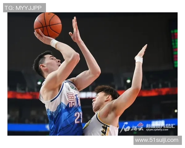 阿不都沙拉木引领新疆男篮奋勇拼搏展现团队精神与时代风采